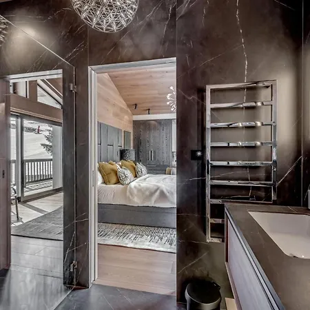بيت للعطل Luxury Chalet With Pool سولدن